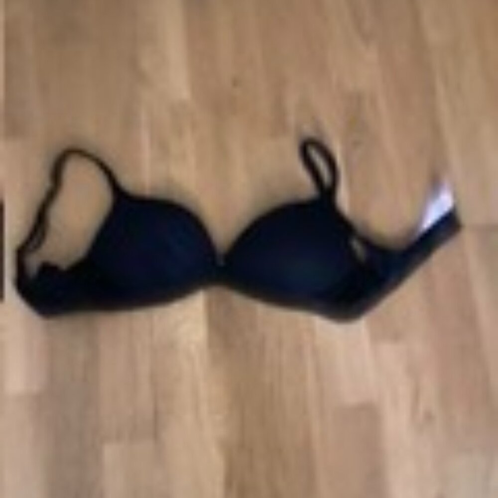 Victoria Secret's Body Bra (NEW)
